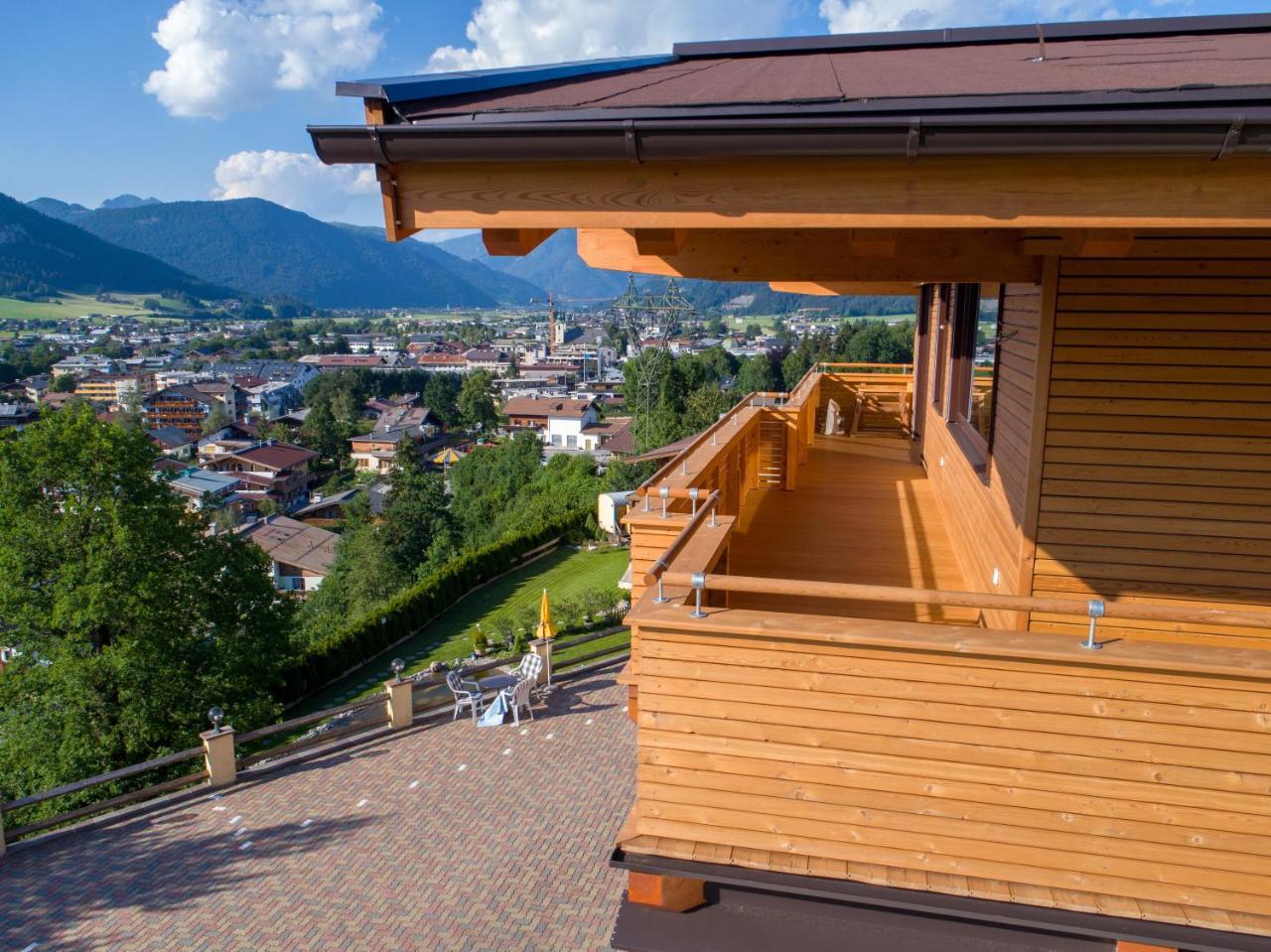 Romantik Aparthotel Sonnleitn Sankt Johann in Tirol Exterior photo